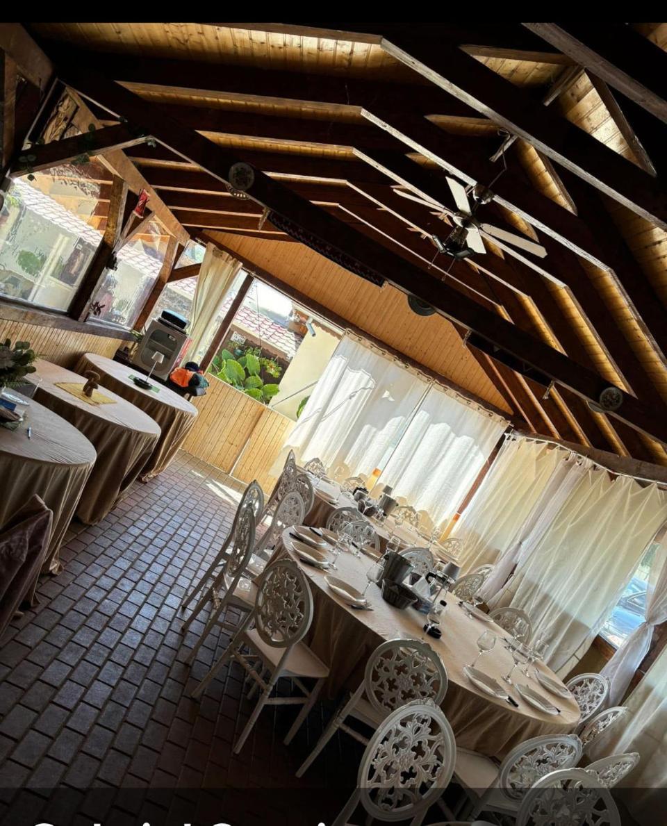 Gigios Sport&Relax Villa Bailesti Eksteriør bilde